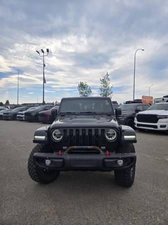 2021 Jeep, dovoz Kanada — foto 2 z 12