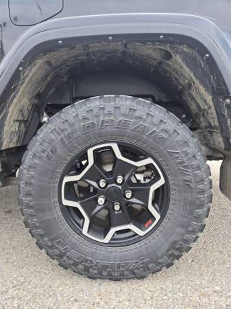 2021 Jeep, dovoz Kanada — foto 7 z 12