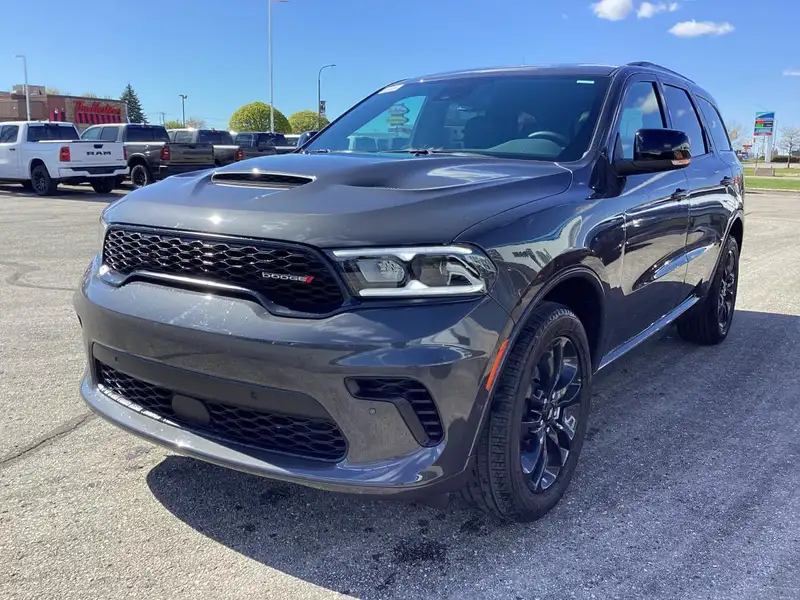 2026 Dodge Durango Gt Plus, šedá, 25 km, dovoz Kanada — foto 2 z 12