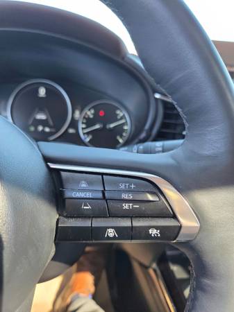 2024 Mazda, dovoz Kanada — foto 12 z 12