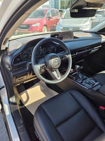 2024 Mazda, dovoz Kanada — foto 9 z 12