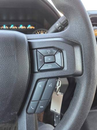 2019 Ford, dovoz Kanada — foto 12 z 12