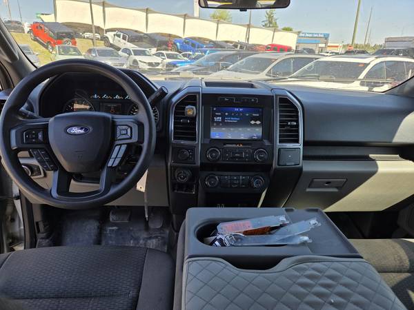 2019 Ford, dovoz Kanada — foto 9 z 12