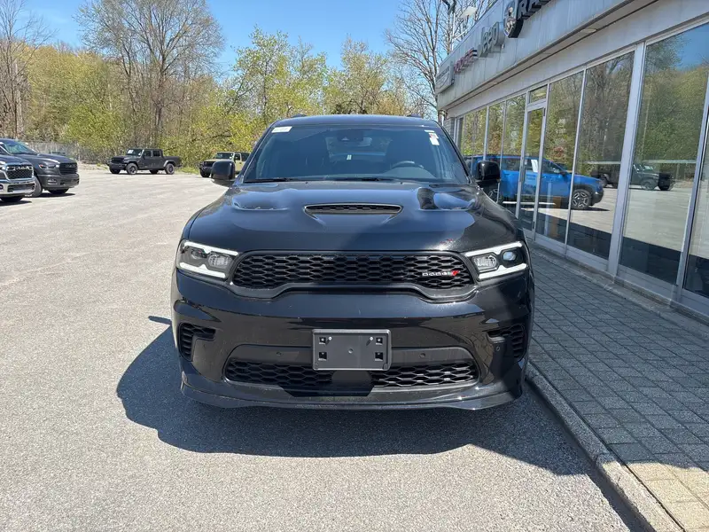 2026 Dodge Durango GT Plus, černá, 28 km, dovoz Kanada — foto 2 z 12