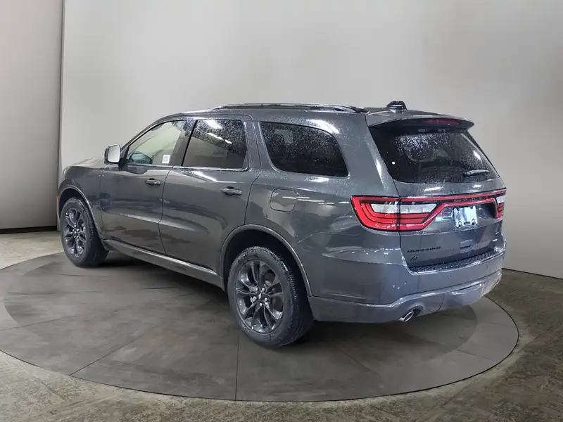 2026 Dodge Durango GT, šedá, dovoz Kanada — foto 2 z 12