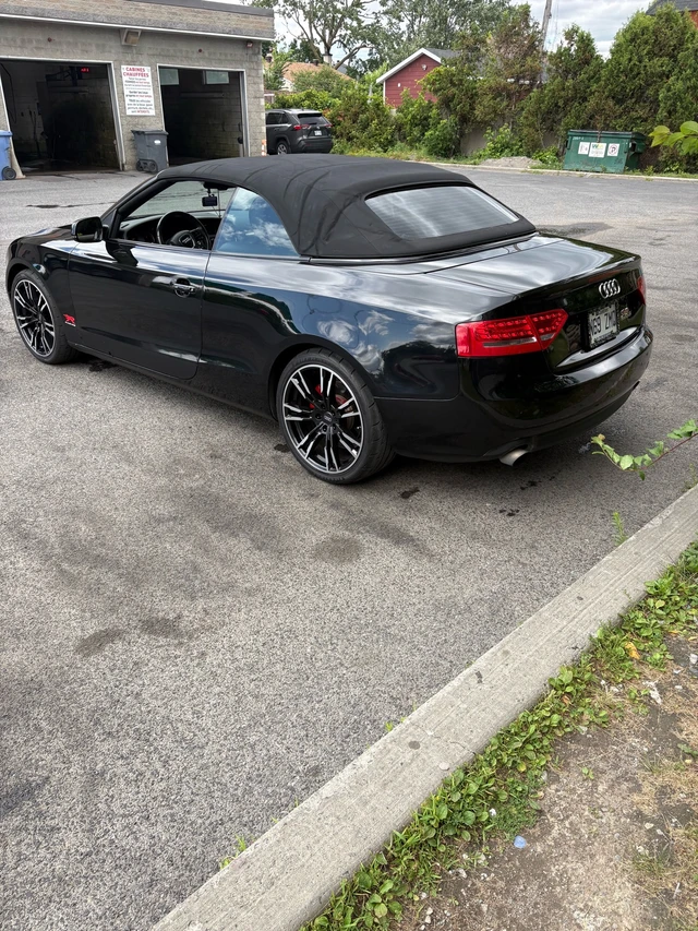 2011 Audi A5, 142 000 km, dovoz Kanada — foto 2 z 5