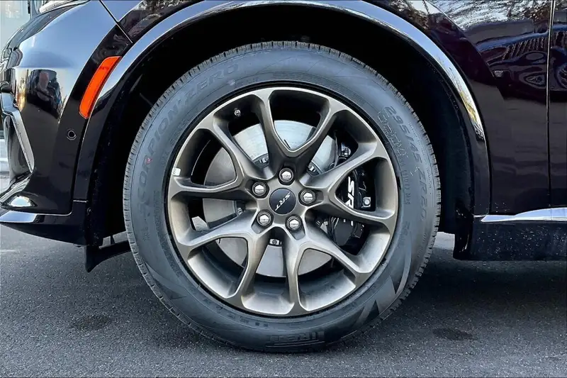 2025 Dodge Durango Srt Hellcat Brass Monkey, červená, 0 km, dovoz Kanada — foto 12 z 12