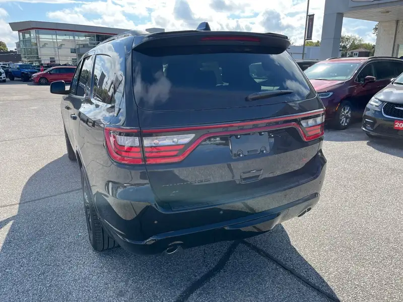 2026 Dodge Durango GT Plus, černá, 50 km, dovoz Kanada — foto 3 z 12