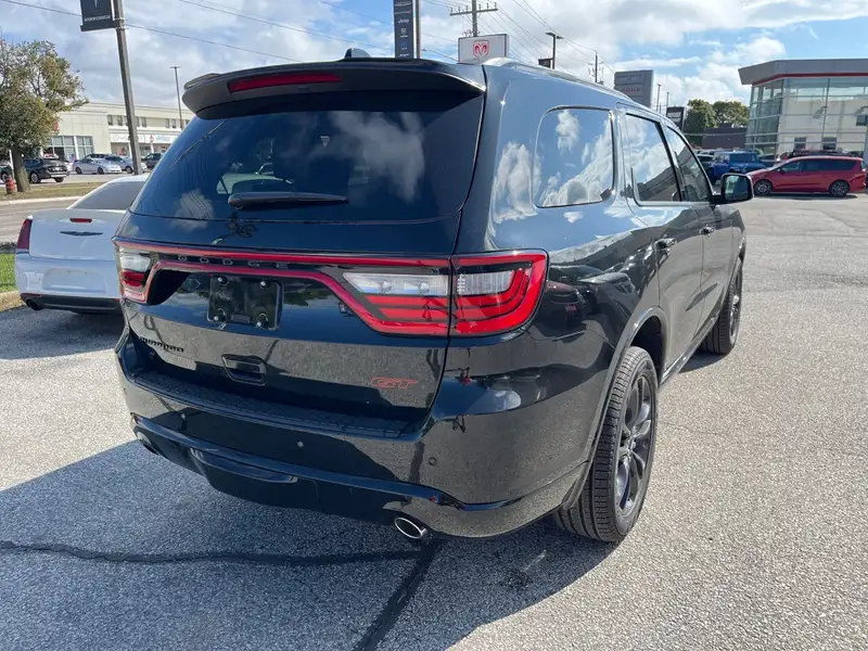 2026 Dodge Durango GT Plus, černá, 50 km, dovoz Kanada — foto 4 z 12