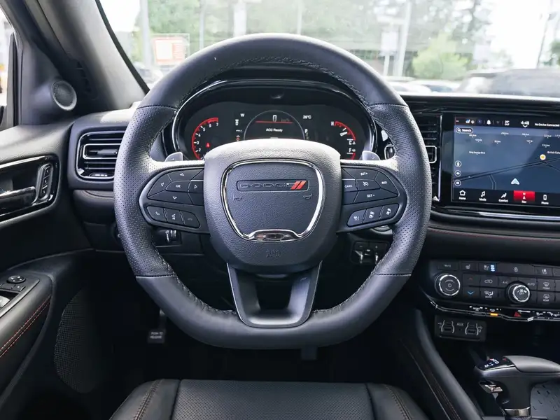 2026 Dodge Durango GT HEMI Plus, šedá, 13 km, dovoz Kanada — foto 11 z 12