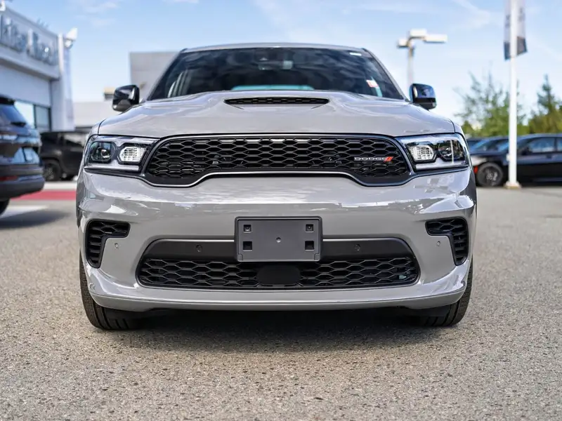 2026 Dodge Durango GT HEMI Plus, šedá, 13 km, dovoz Kanada — foto 2 z 12