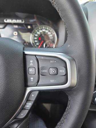 2025 RAM, dovoz Kanada — foto 11 z 12