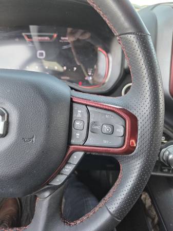 2025 RAM, dovoz Kanada — foto 11 z 12