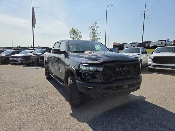 2025 RAM, dovoz Kanada — foto 3 z 12