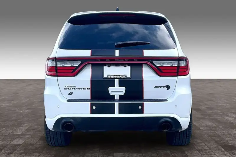 2026 Dodge Durango Srt Hellcat Jailbreak, bílá, 0 km, dovoz Kanada — foto 6 z 12
