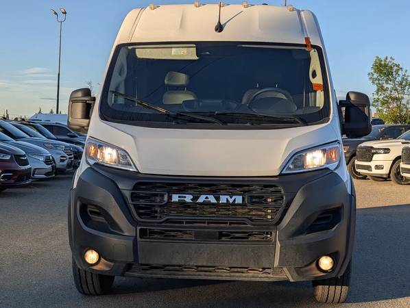 2025 RAM, dovoz Kanada — foto 2 z 12