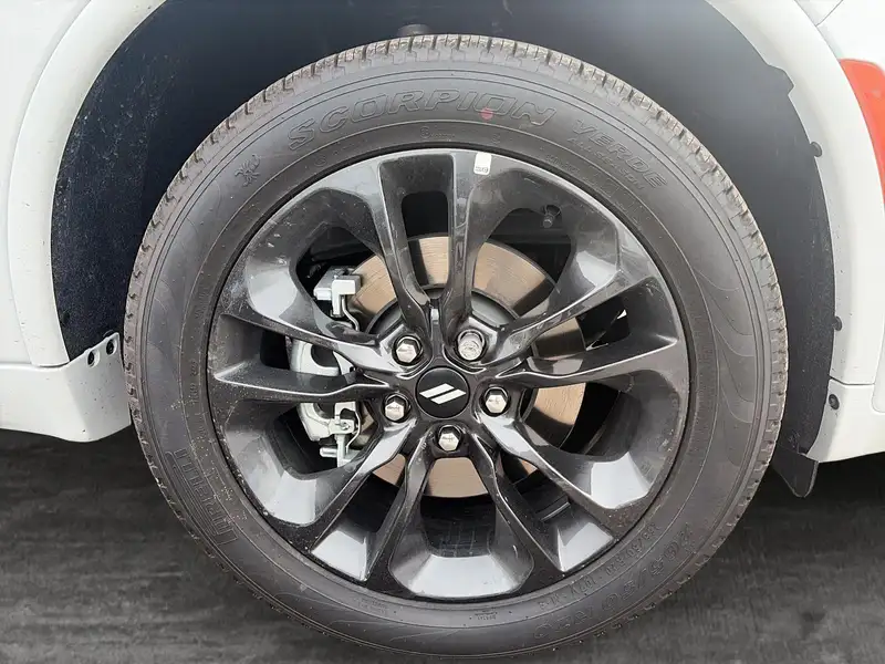 2026 Dodge Durango GT Plus, bílá, 25 km, dovoz Kanada — foto 5 z 12