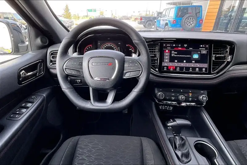 2026 Dodge Durango Sxt, 1 000 km, dovoz Kanada — foto 8 z 12