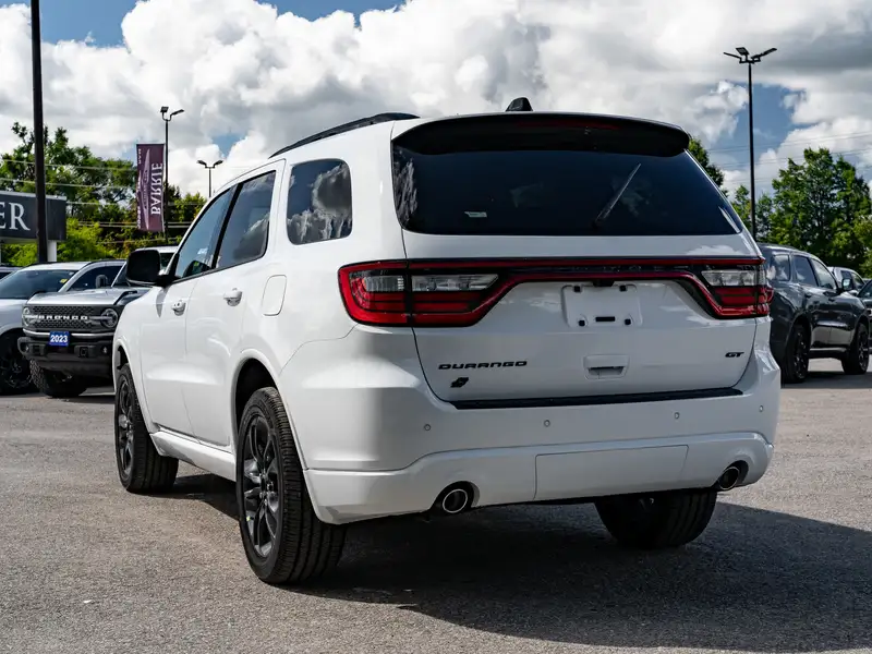 2026 Dodge Durango GT, bílá, dovoz Kanada — foto 5 z 12