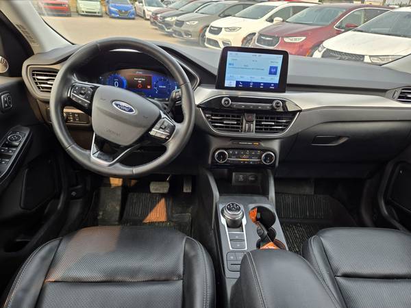 2022 Ford, dovoz Kanada — foto 10 z 12