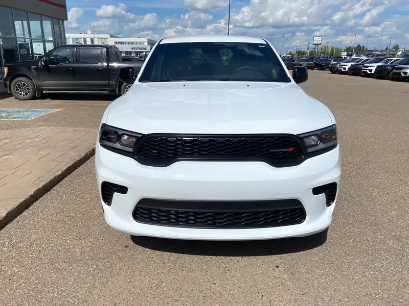 2026 Dodge Durango SXT, bílá, dovoz Kanada — foto 2 z 12