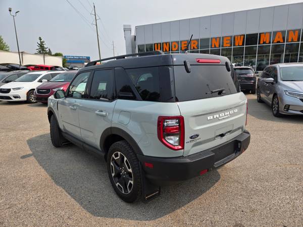 2021 Ford, dovoz Kanada — foto 4 z 12