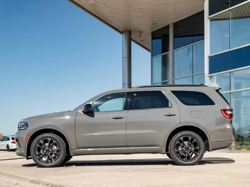 2026 Dodge Durango GT, šedá, dovoz Kanada — foto 5 z 12