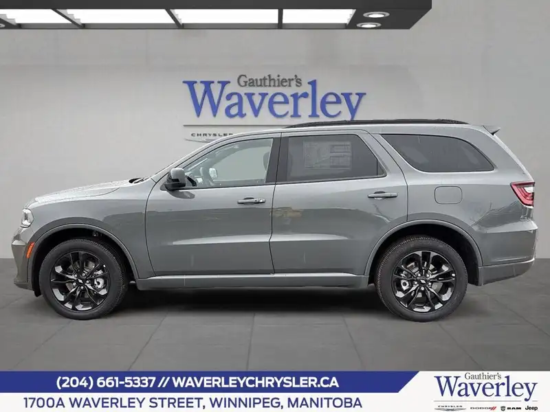 2026 Dodge Durango GT, šedá, 12 km, dovoz Kanada — foto 5 z 9