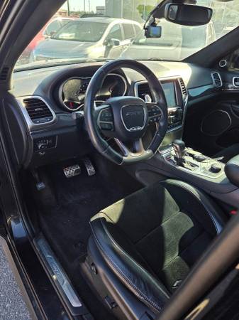 2017 Jeep, dovoz Kanada — foto 8 z 12