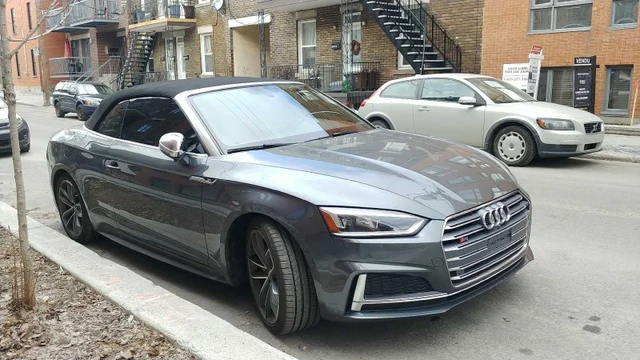 2018 Audi S5, šedá, 49 000 km, dovoz Kanada — foto 2 z 5