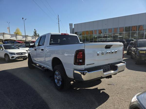 2025 RAM, dovoz Kanada — foto 4 z 12