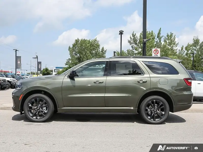 2026 Dodge Durango GT, zelená, dovoz Kanada — foto 3 z 12