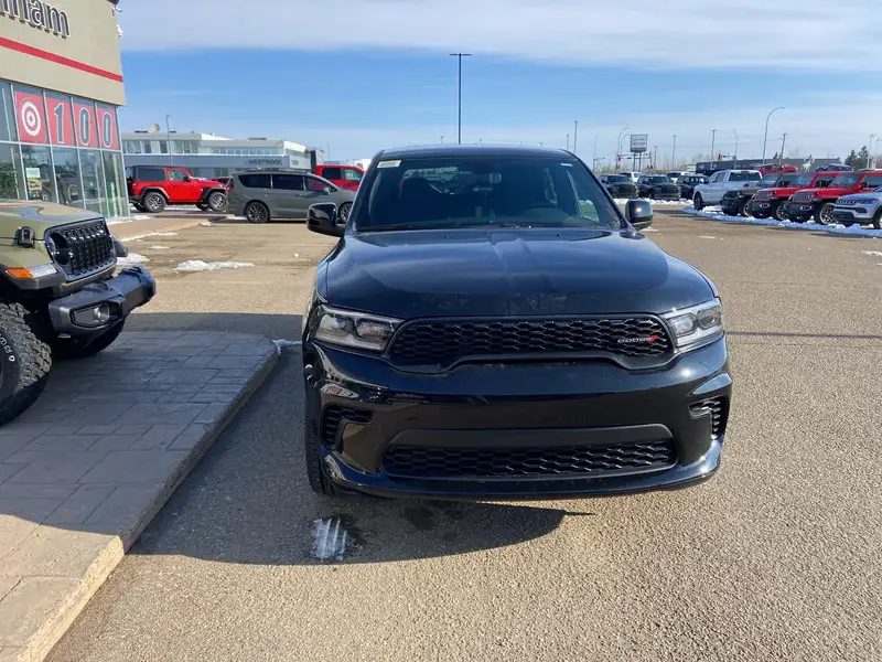 2026 Dodge Durango GT, černá, dovoz Kanada — foto 2 z 12