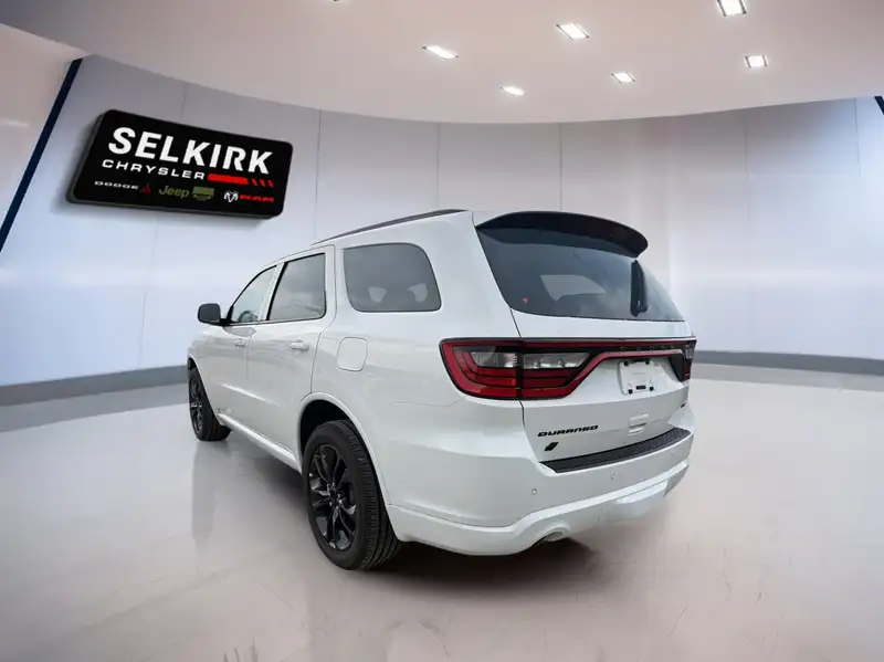 2026 Dodge Durango GT, bílá, 0 km, dovoz Kanada — foto 4 z 12