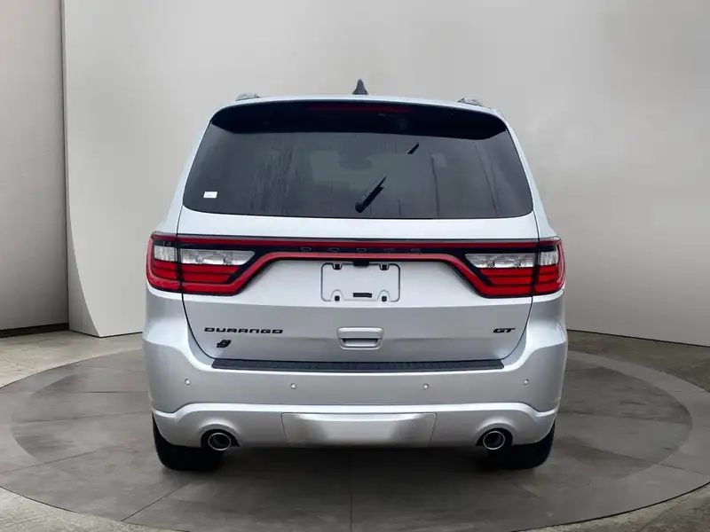 2026 Dodge Durango GT, stříbrná, dovoz Kanada — foto 4 z 12