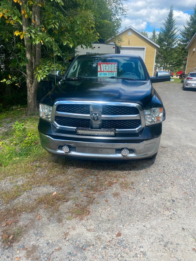 2019 Dodge Ram1500, černá, 212 km, dovoz Kanada — foto 1