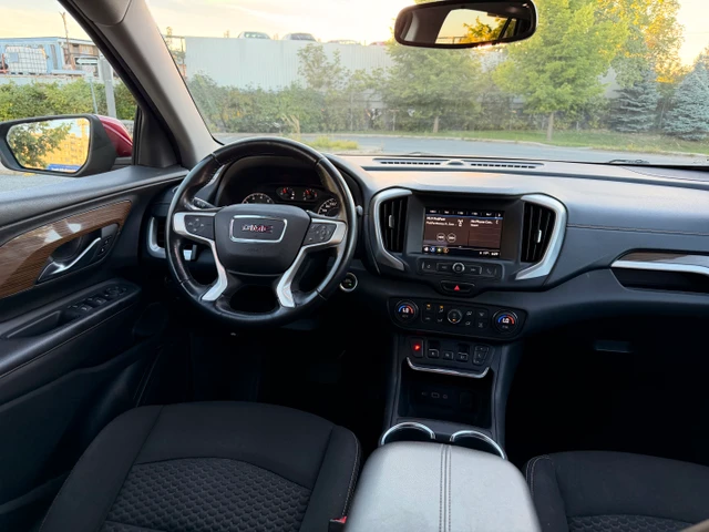 2018 GMC Terrain SLE, burgundy, 170 000 km, dovoz Kanada — foto 4 z 5