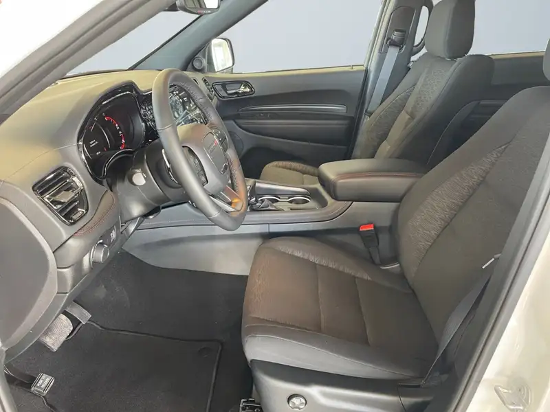2026 Dodge Durango GT, bílá, 35 km, dovoz Kanada — foto 10 z 12