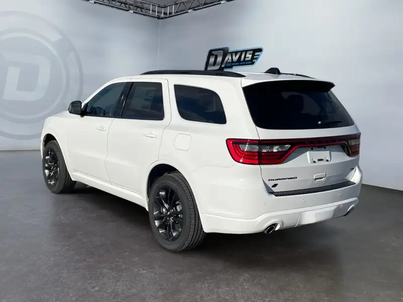 2026 Dodge Durango GT, bílá, 35 km, dovoz Kanada — foto 3 z 12
