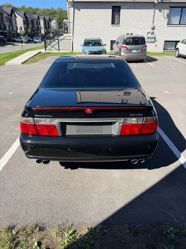 2001 Cadillac Sts, 208 000 km, dovoz Kanada — foto 5 z 5