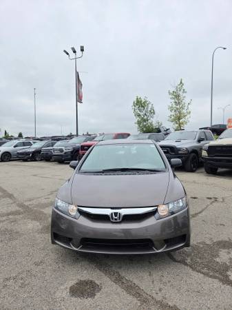 2011 Honda, dovoz Kanada — foto 2 z 12