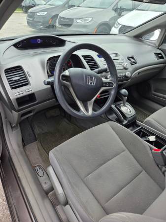 2011 Honda, dovoz Kanada — foto 8 z 12