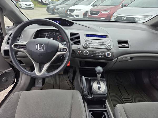 2011 Honda, dovoz Kanada — foto 9 z 12