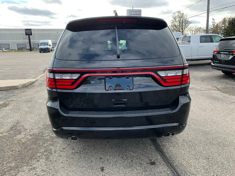 2026 Dodge Durango GT, černá, 20 km, dovoz Kanada — foto 4 z 12