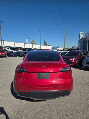 2023 Tesla, dovoz Kanada — foto 5 z 12