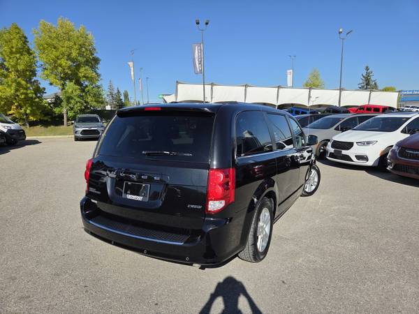 2019 Dodge, dovoz Kanada — foto 7 z 12