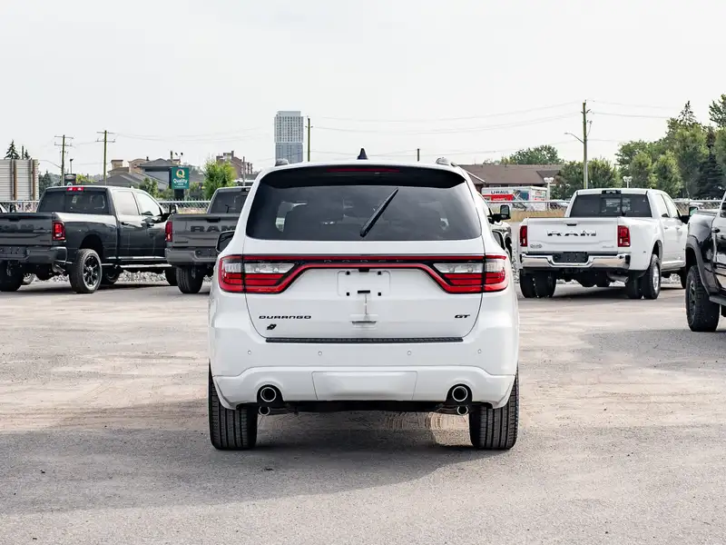 2026 Dodge Durango GT Plus, bílá, dovoz Kanada — foto 7 z 12