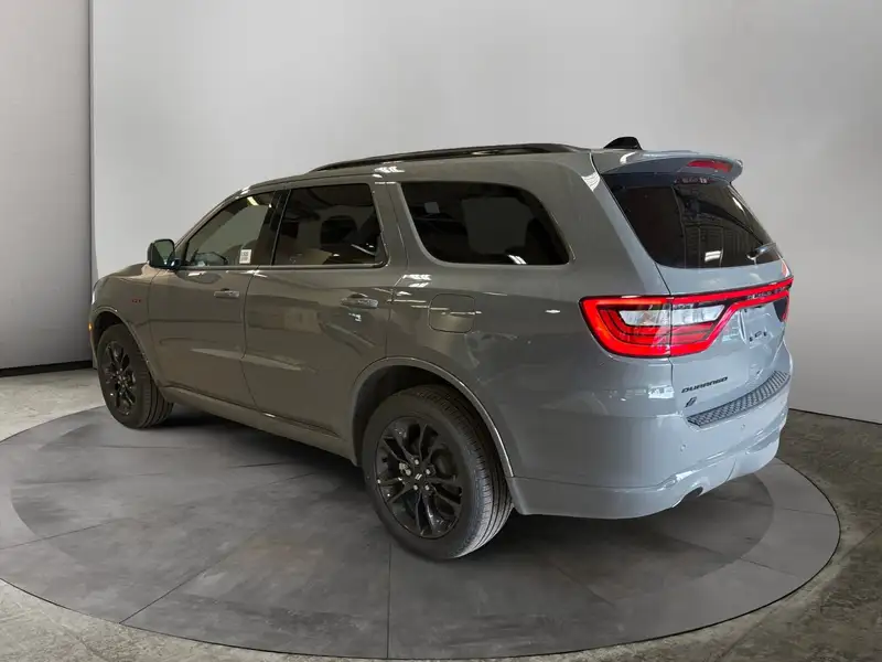 2026 Dodge Durango GT Plus, šedá, dovoz Kanada — foto 3 z 12